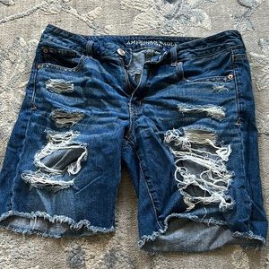 Frayed American Eagle shorts 8 inch inseam